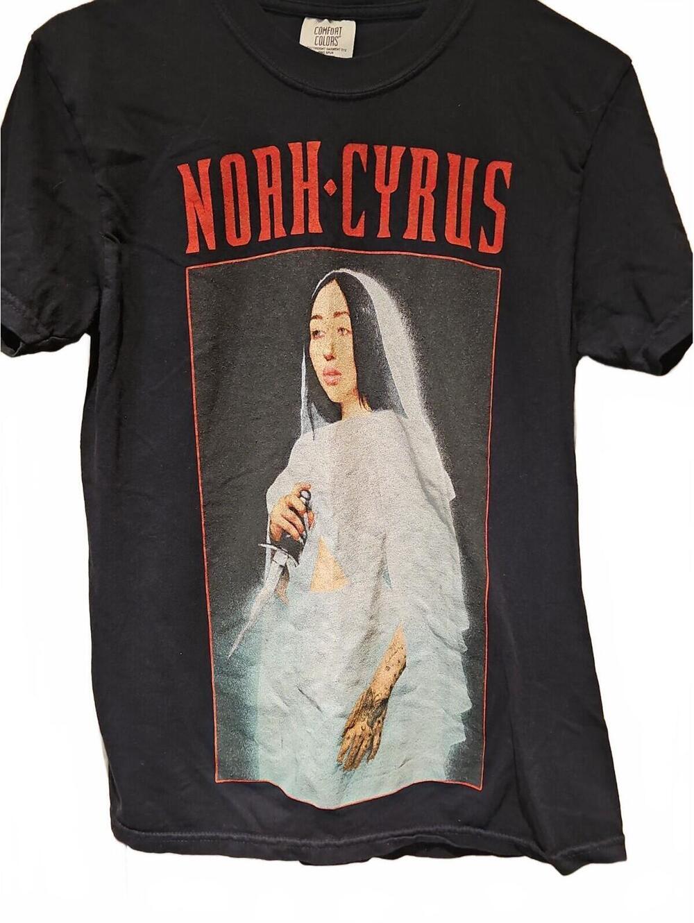 Noah Cyrus Tour T-Shirt Official  Black Short Sleeve Double Sided Size Small